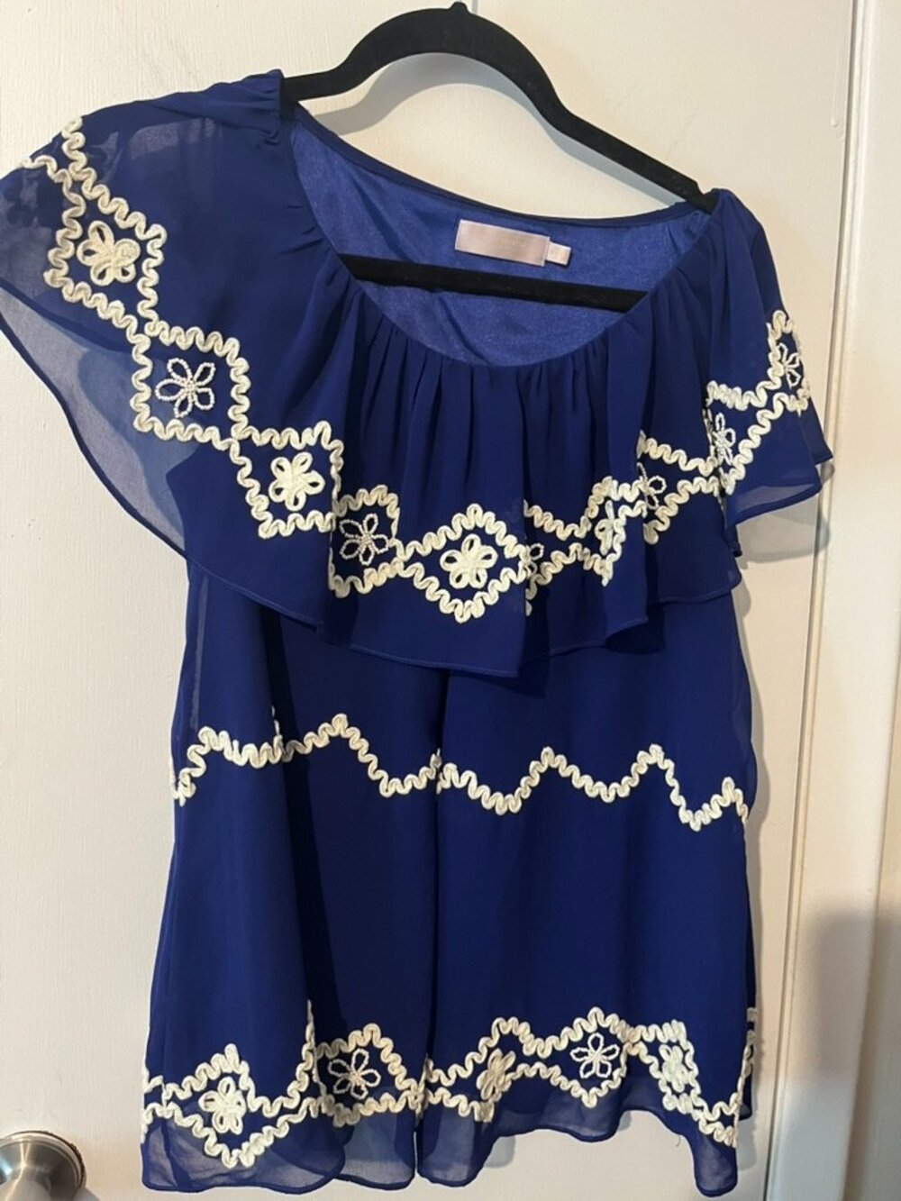 MM COUTURE BLUE PEARL & EMBROIDERED BLOUSE SZ M